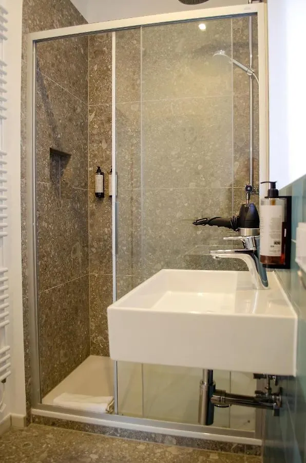 Homely Stay Studio 8 - Relaxed Self-Check-In Room In 뮌헨 아파트
